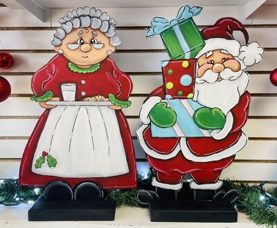 Mr. and Mrs. Claus Stands--Separate or Paired