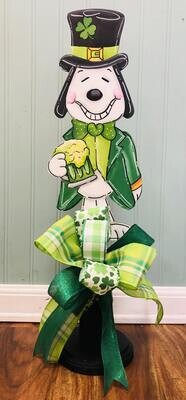 Snoopy St. Patrick's w/beverage Table Topper