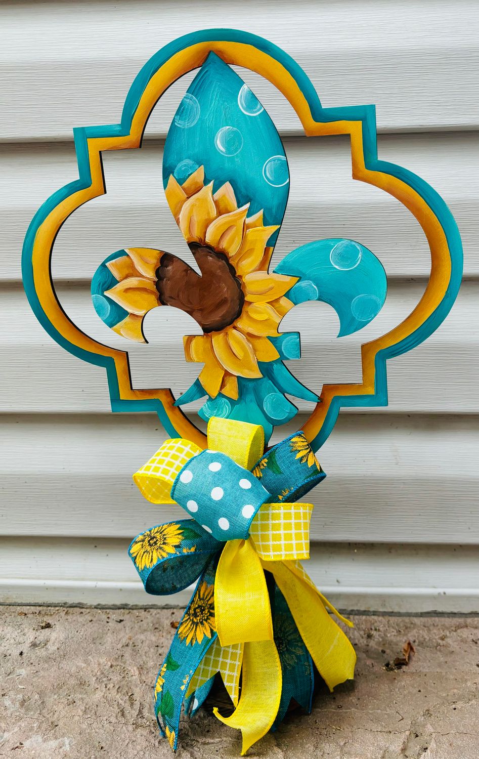 Fleur De Lis with Sunflower Table Topper