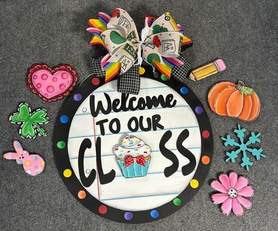 School--Welcome to our Class--Interchangeable Circle
