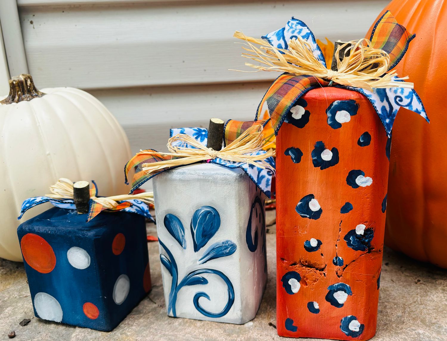 Fall-Halloween Set of 3 Pumpkins Blue