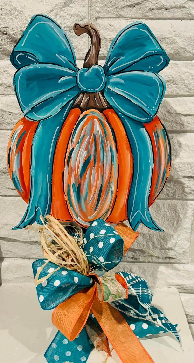 Fall-Pumpkin with Bow Table Topper