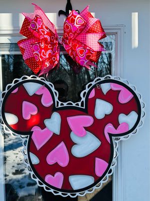 Valentine&#39;s Day Mickey Ear Hearts Door Hanger