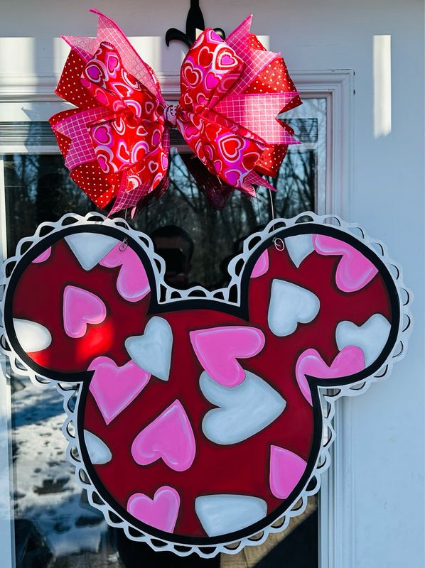Valentine&#39;s Day Mickey Ear Hearts Door Hanger