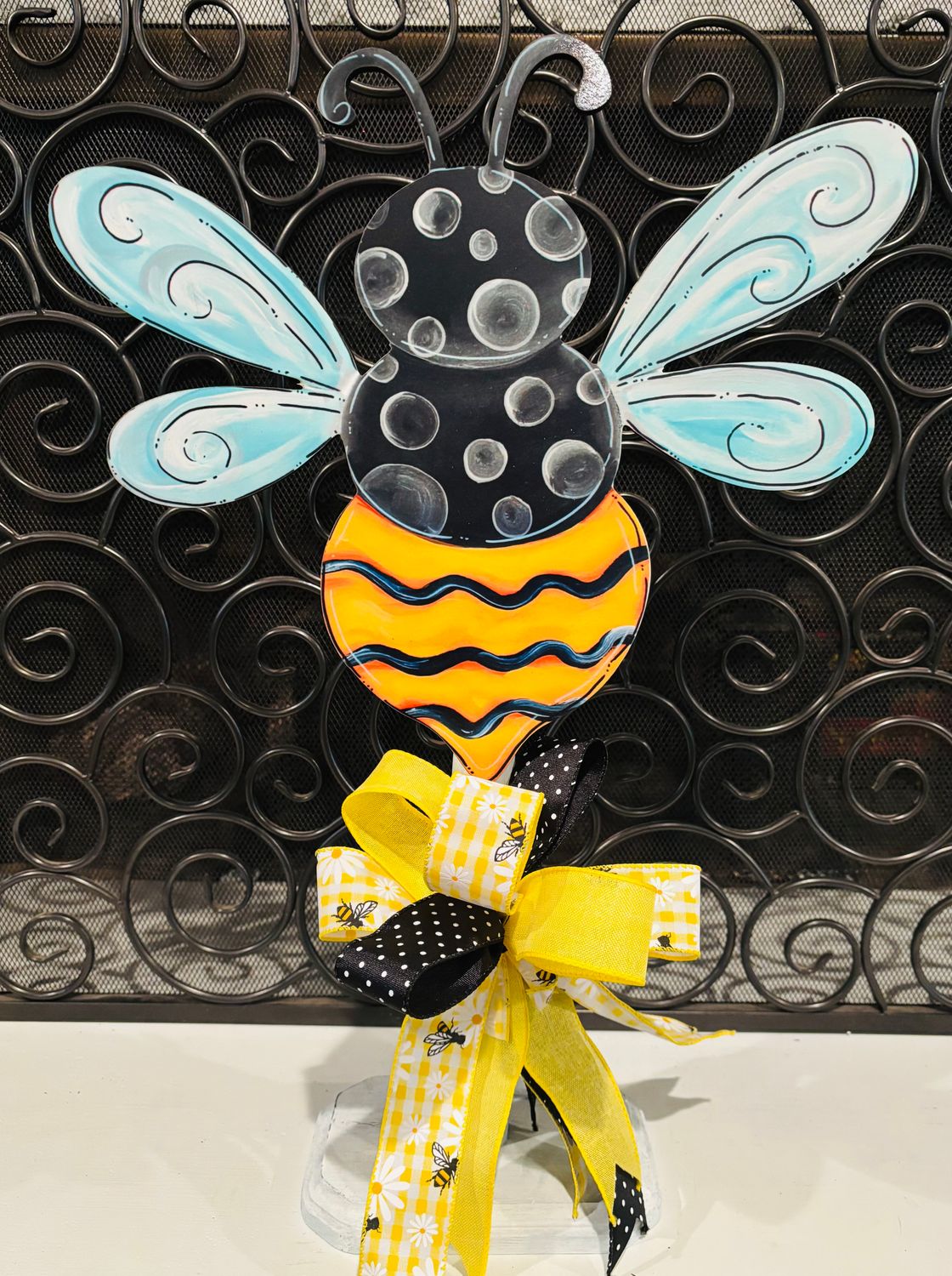 Spring/Summer Bee Table Topper