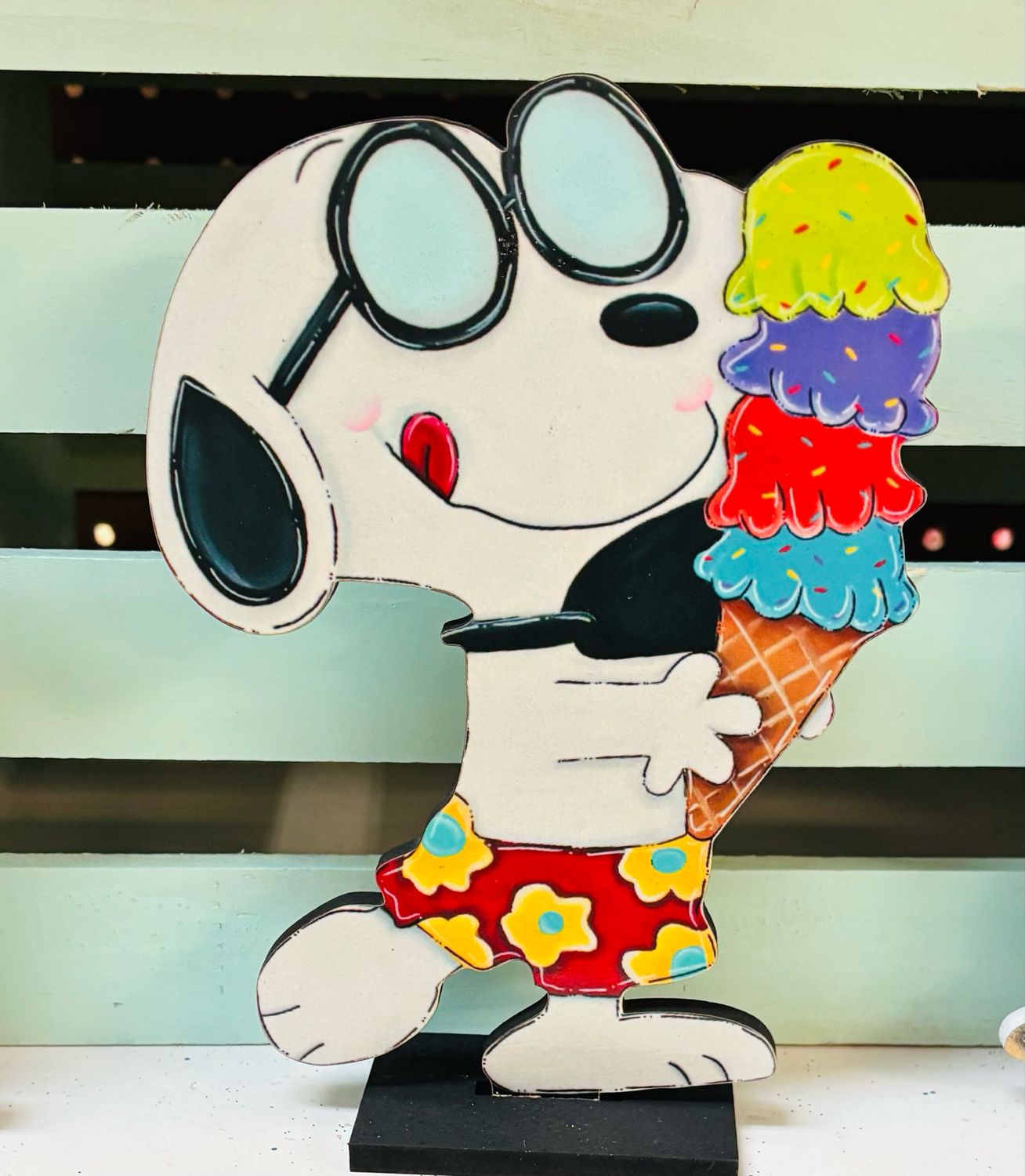 Snoopy Ice Cream Sitter