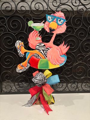 Spring/Summer Filomena Flamingo in a Float Table Topper-Printed