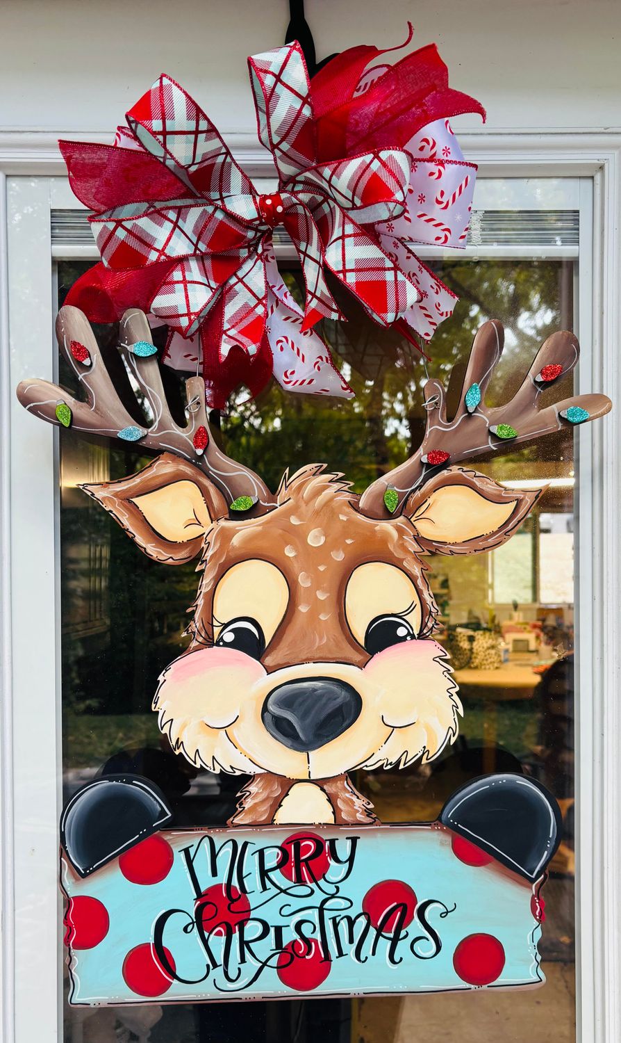 Christmas Reindeer with Sign Doorhanger
