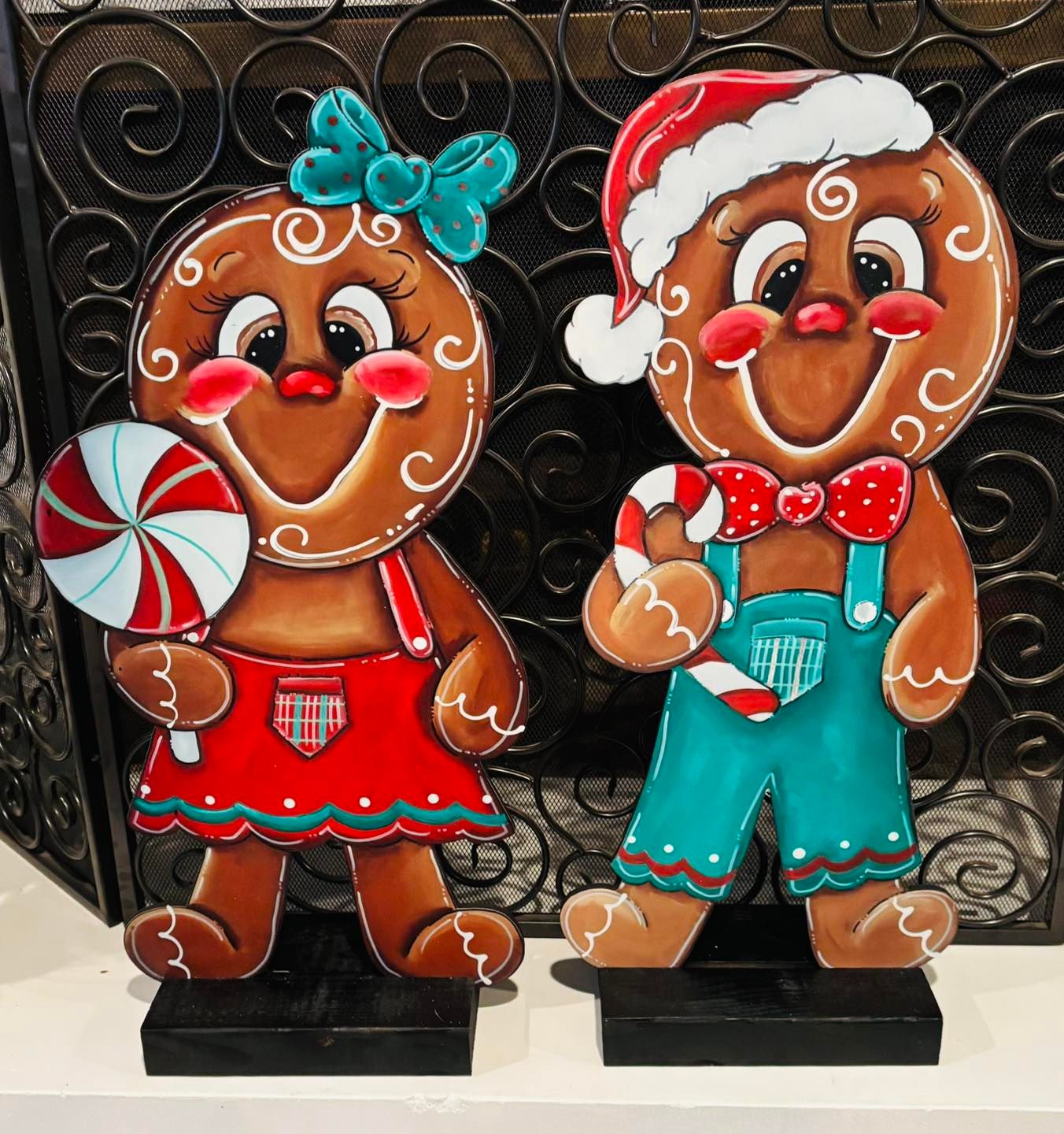 Christmas Gingerbread Couple Door Hangers/Stands