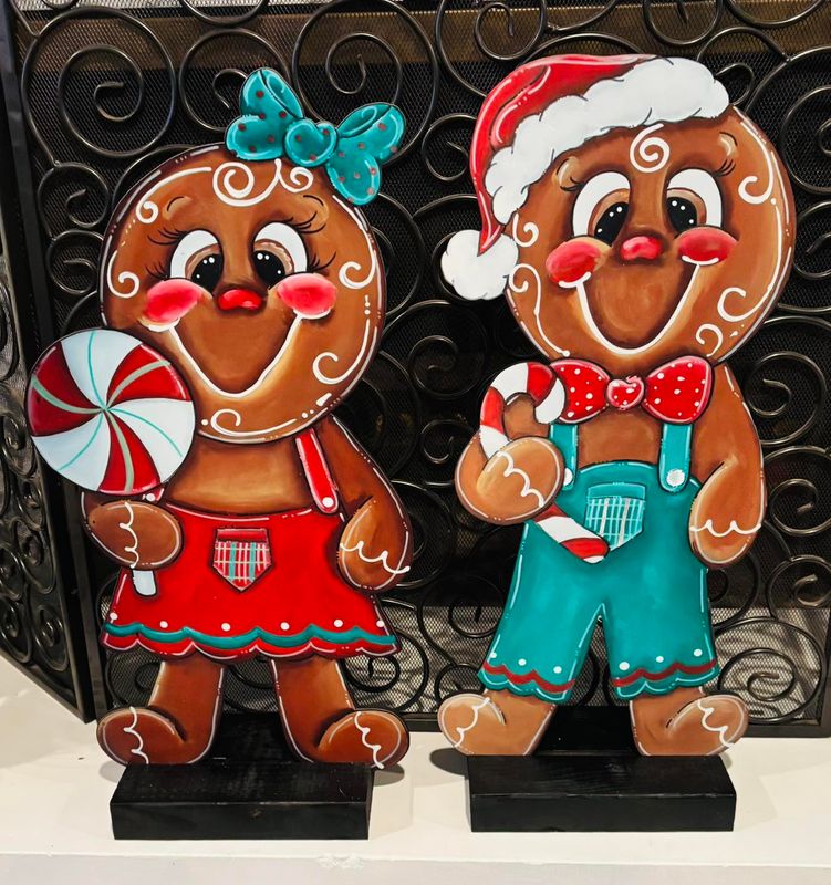 Christmas Gingerbread Couple Door Hangers/Stands