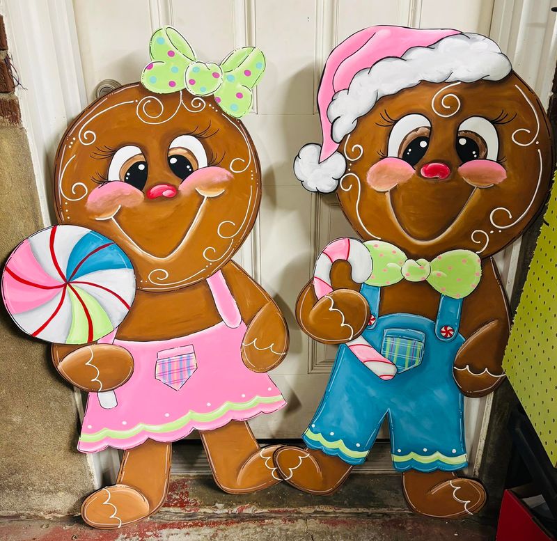 Christmas Gingerbread Couple Door Hangers/Stands