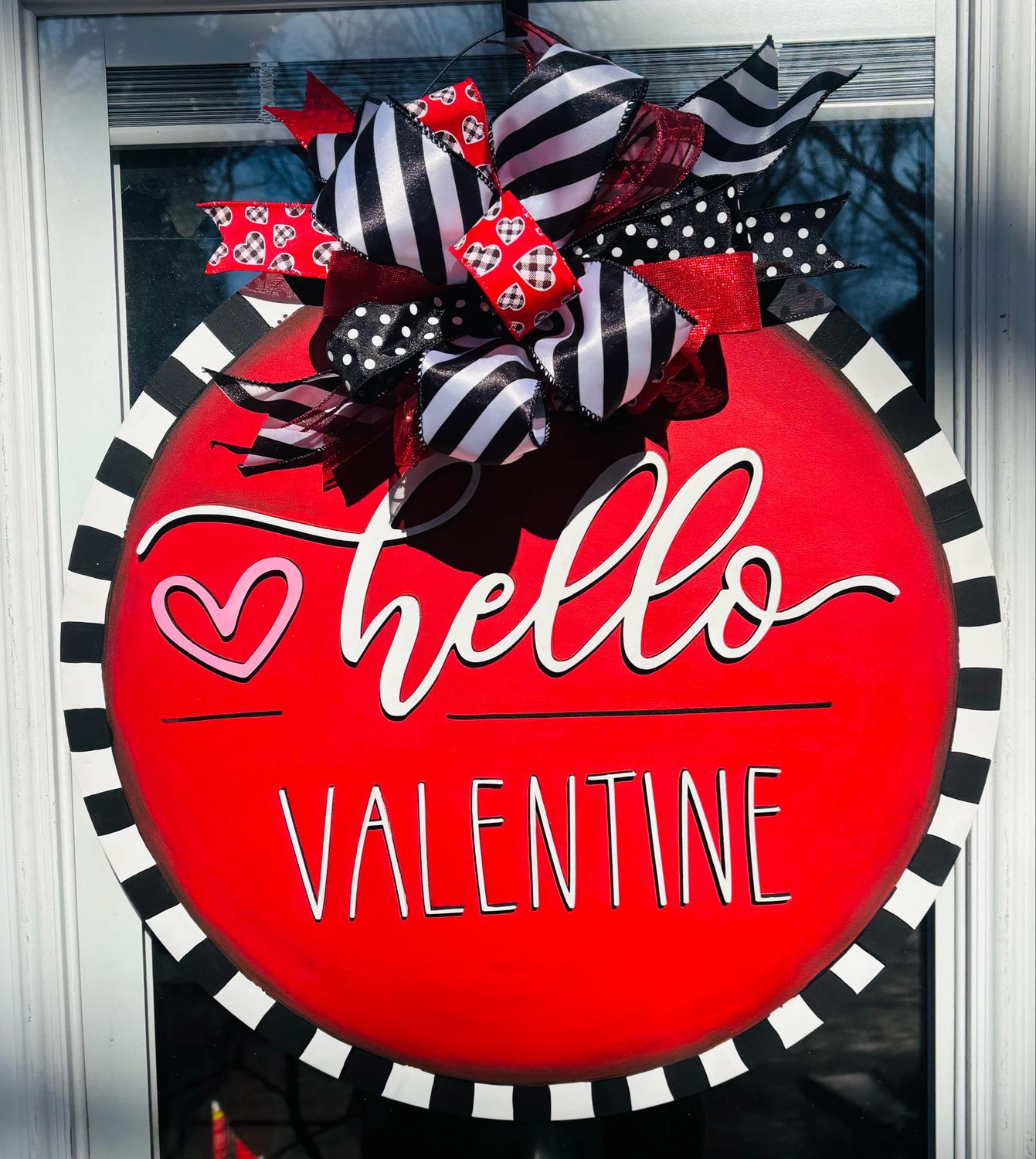 Valentines Hello valentine Circle Door Hanger