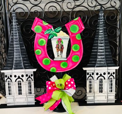 Derby Horseshoe With Mint Julep with Running Horse Table Topper