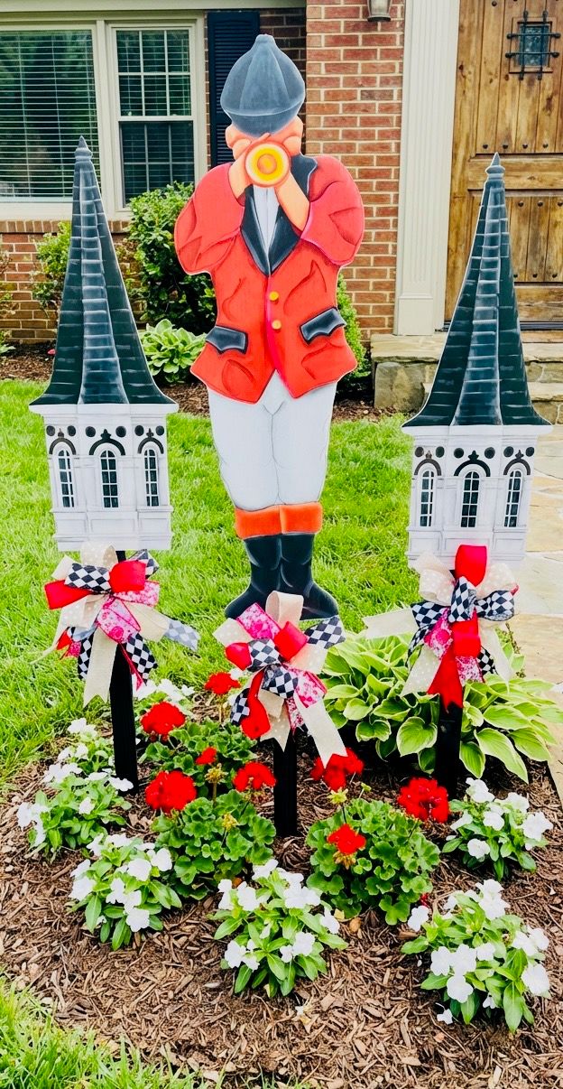 Derby Coroplast Items (Bugler and Spires)