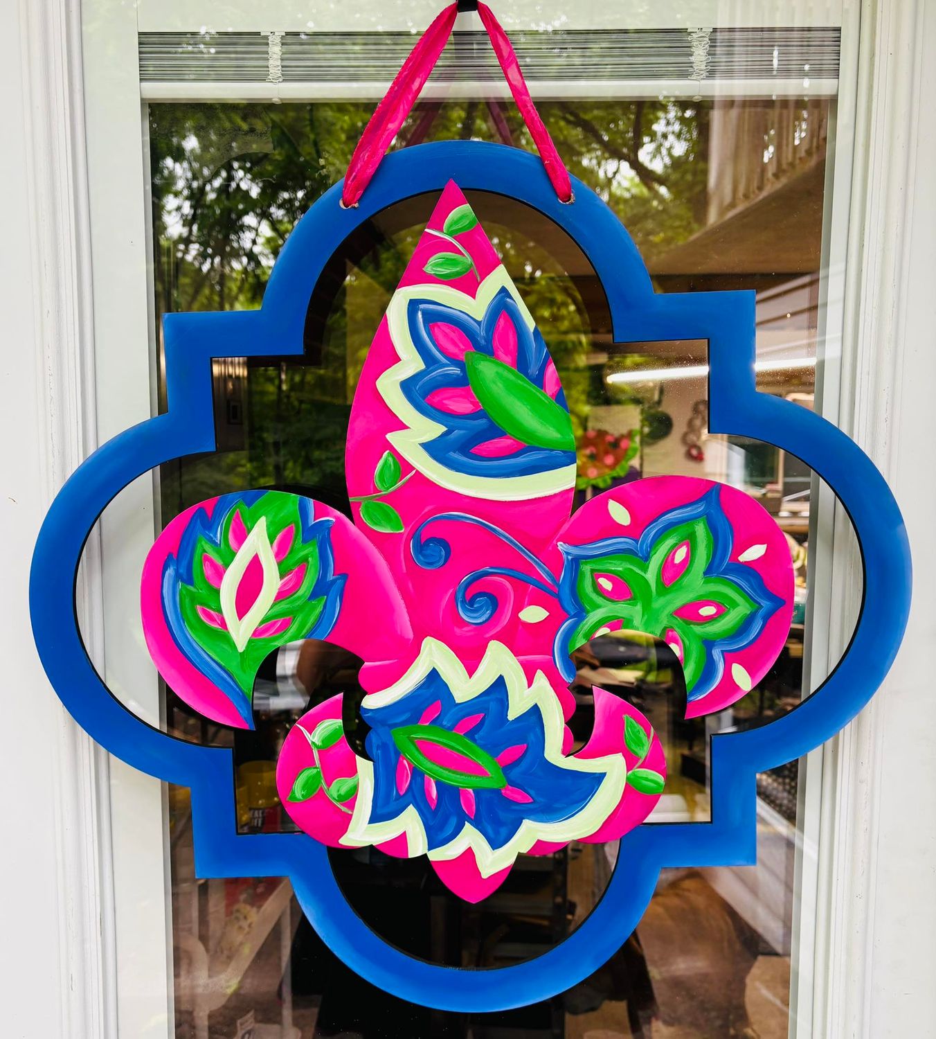 Everyday- Bright Floral Fleur De Lis in Quatrafoil