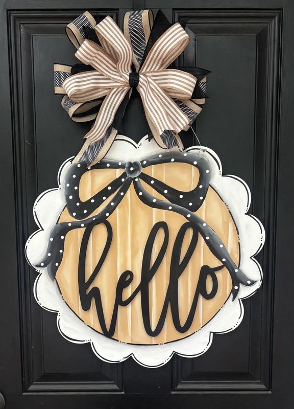 Everyday Hello Scalloped Circle Door Hanger