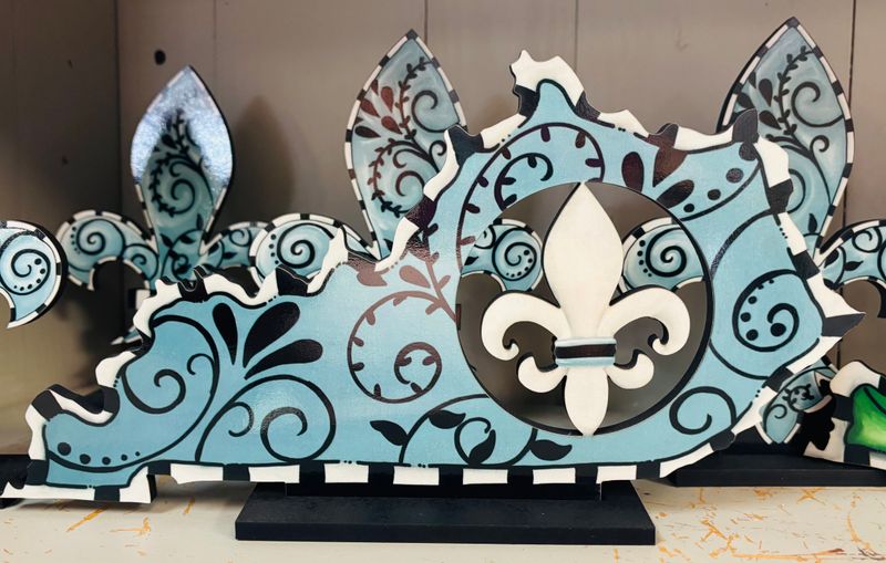 Everyday  Kentucky State Scrolled with Fleur De Lis Insert/Sitter-Printed