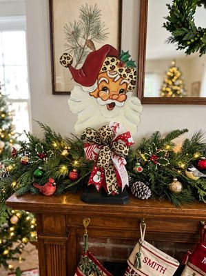 Christmas Vintage Santa Face Table Topper