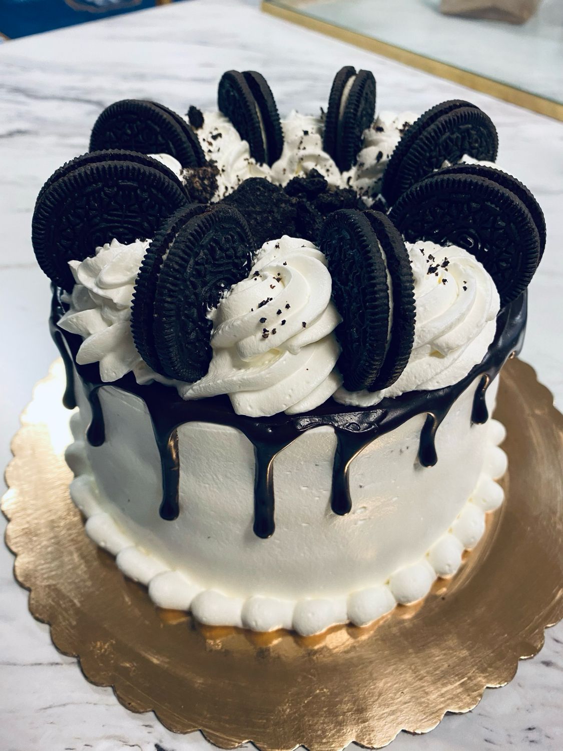 Artisan Cakes (24 Hr Notice Required)