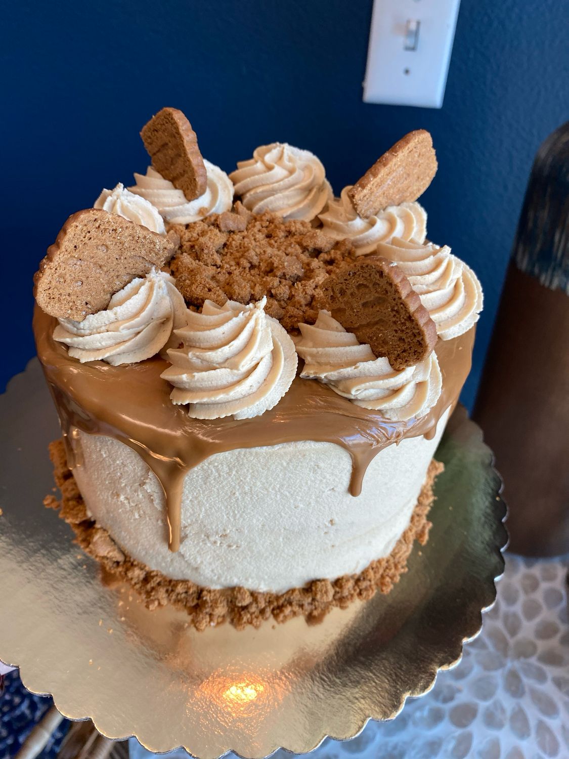 Artisan Cakes (24 Hr Notice Required)