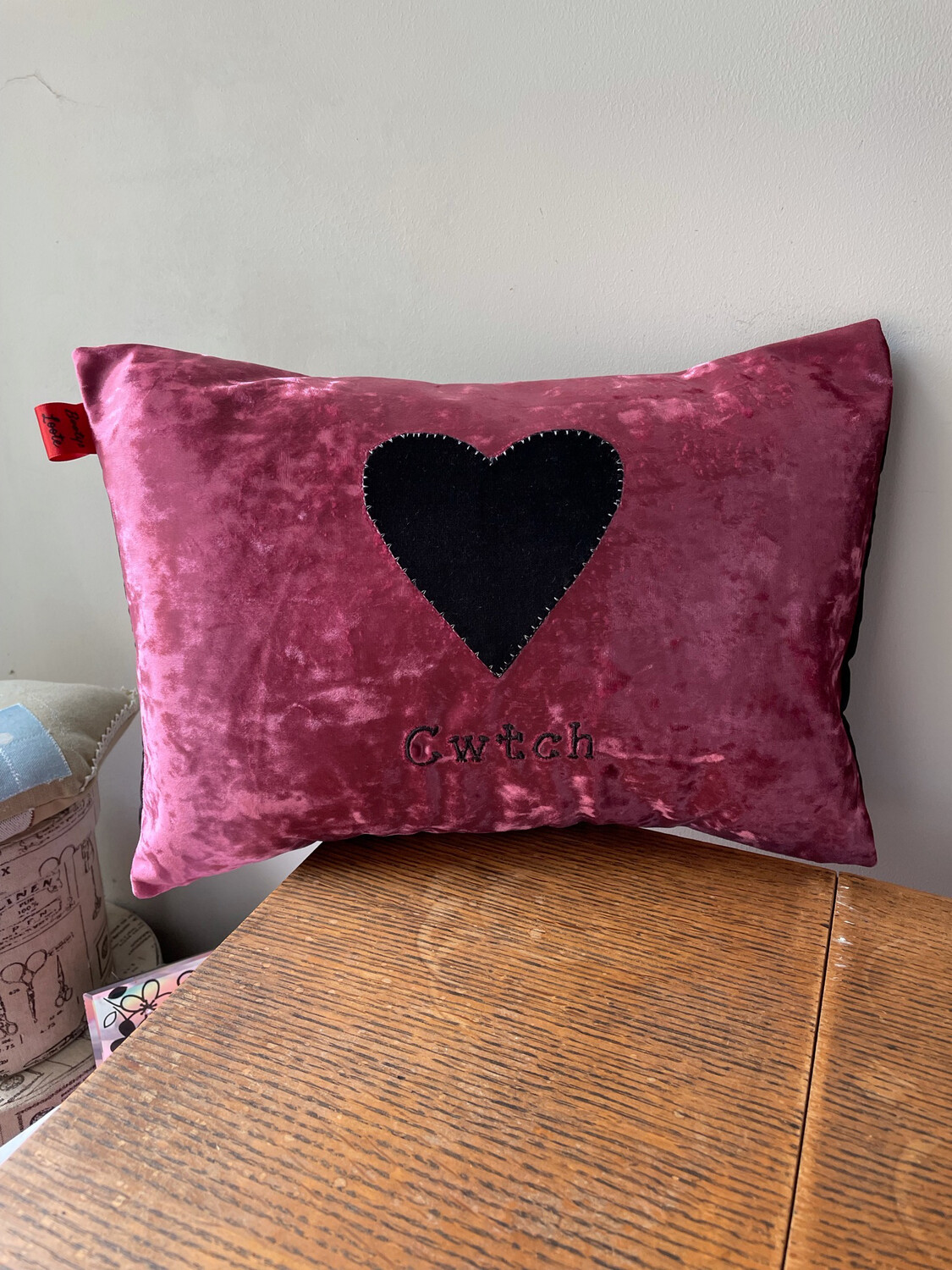 Cwtch Cushion