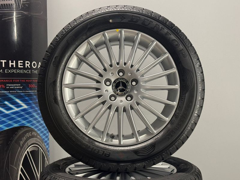 Mercedes V Klasse / Vito 17 Zoll Felgen Original Satz W447 NEUW Mercedes V Klasse / Vito 17 Zoll Felgen Original Satz W447 NEUW