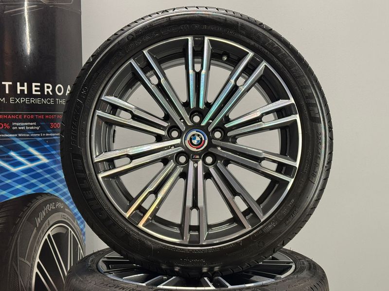 BMW 3er 4er 18 Zoll Felgen Original Kompletträder M790 G20 G21 BMW 3er 4er 18 Zoll Felgen Original Kompletträder M790 G20 G21