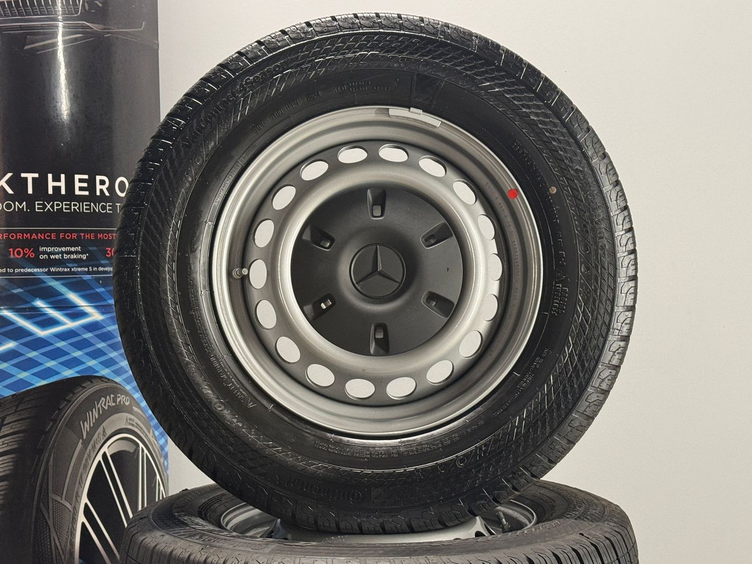 Mercedes Sprinter 16 Zoll Felgen Original Kompletträder Allwetter DEMO W907