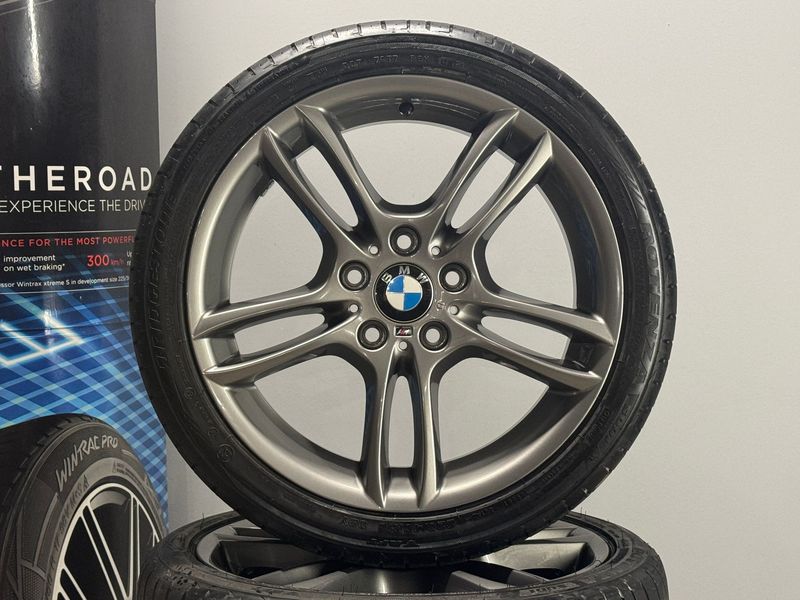 BMW 1er 18 Zoll Felgen Original Kompletträder M261 E81 E87 BMW 1er 18 Zoll Felgen Original Kompletträder M261 E81 E87
