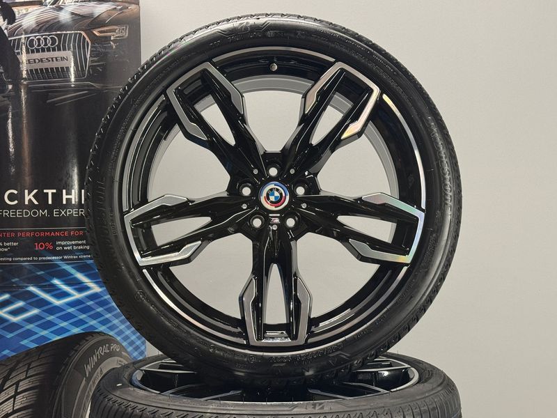 BMW X3 X4 21 Zoll Felgen Original Kompletträder M718 G01 G02 NEU BMW X3 X4 21 Zoll Felgen Original Kompletträder M718 G01 G02 NEU