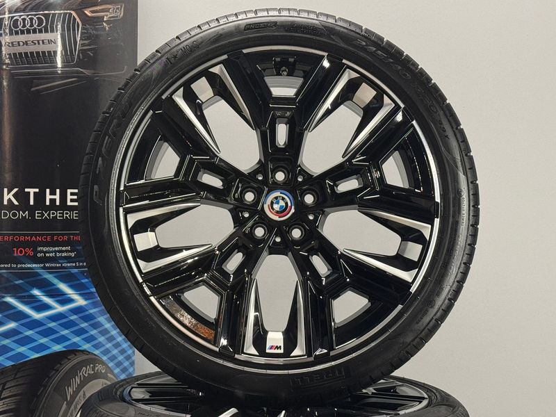 BMW 5er 20 Zoll Felgen Original Kompletträder M940 G60 G61 i5 BMW 5er 20 Zoll Felgen Original Kompletträder M940 G60 G61 i5