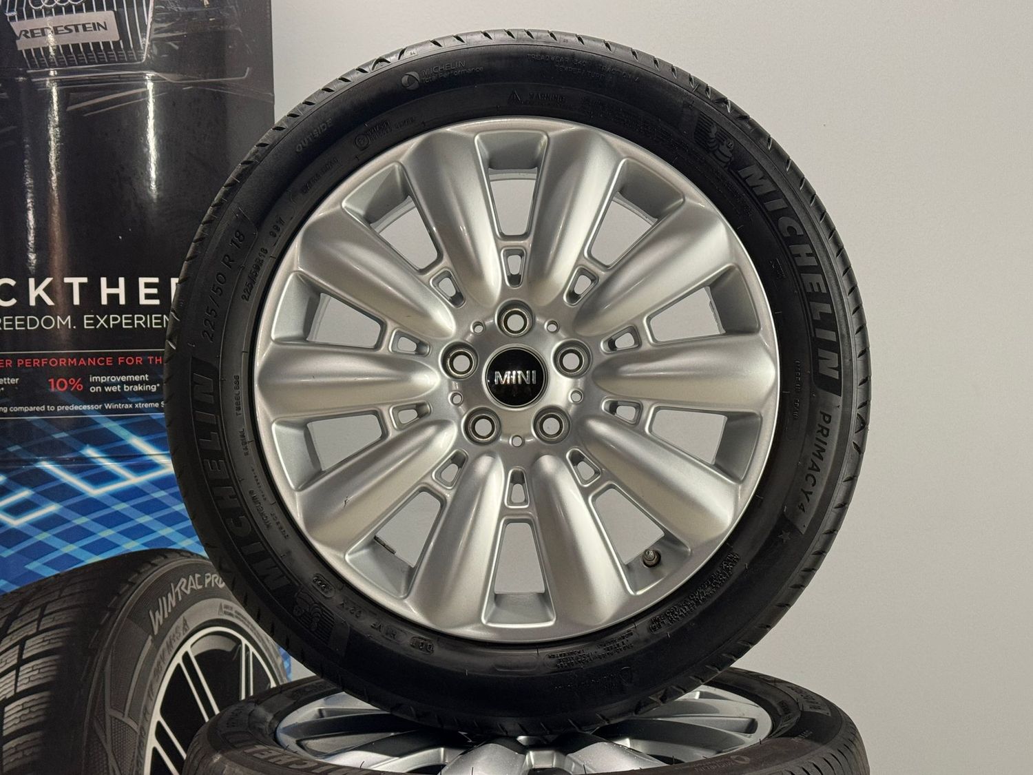 Mini Countryman 18 Zoll Felgen Original Kompletträder 533 F60