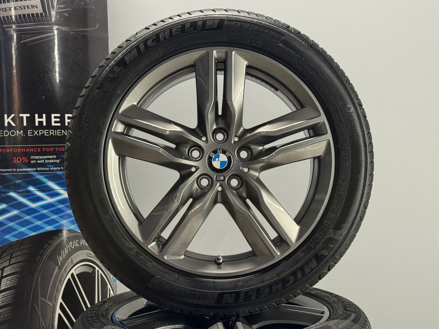 BMW X1 X2 18 Zoll Styling M570 Original Kompletträder Sommer