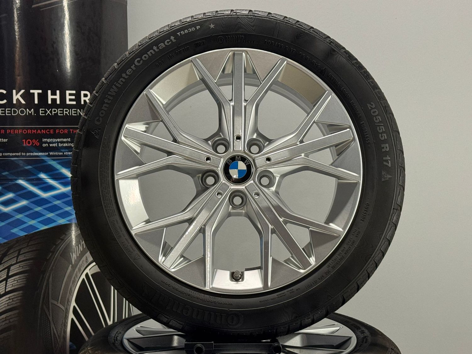 BMW 1er 17 Zoll Winterreifen Original Kompletträder 972 F70 ab 2024