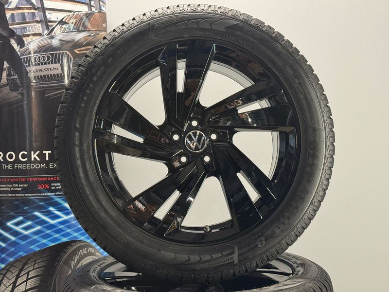 VW Touareg 20 Zoll Winterreifen Original Kompletträder Nevada CR7