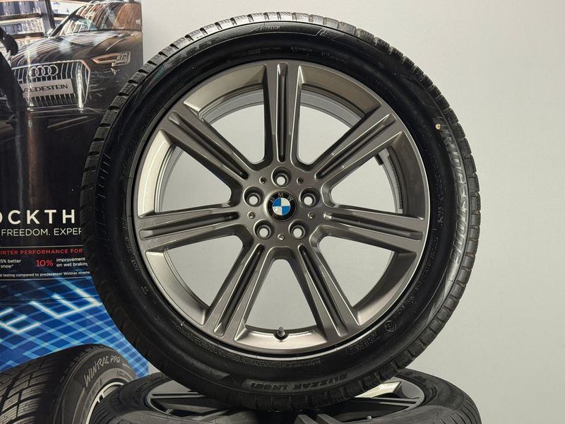 BMW X5 X6 20 Zoll Winterreifen Original Kompletträder 736 G05 G06