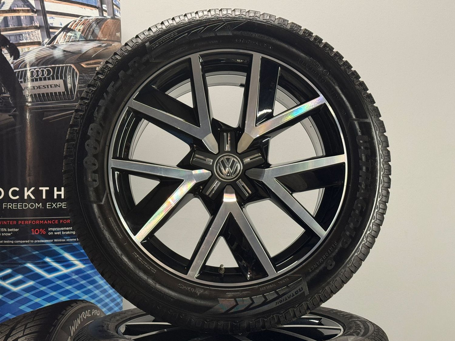 VW Touareg 20 Zoll Winterreifen Original Kompletträder Braga