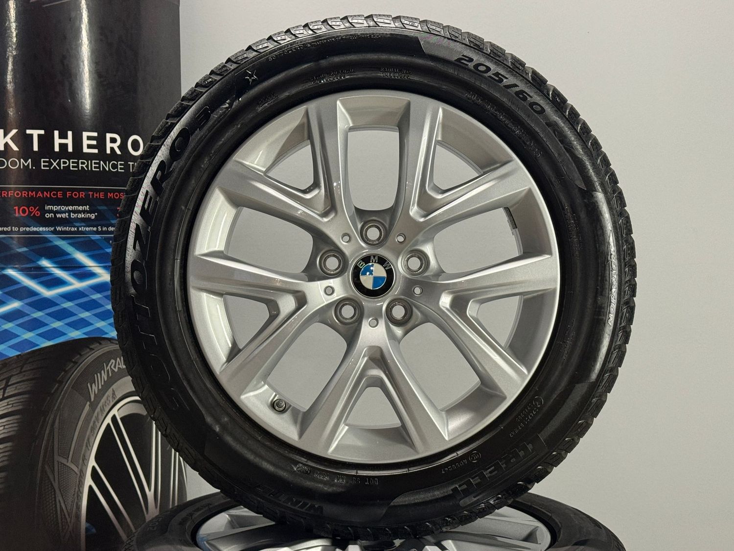 BMW X1 X2 17 Zoll Winterreifen Original Kompletträder 574 F48 F39
