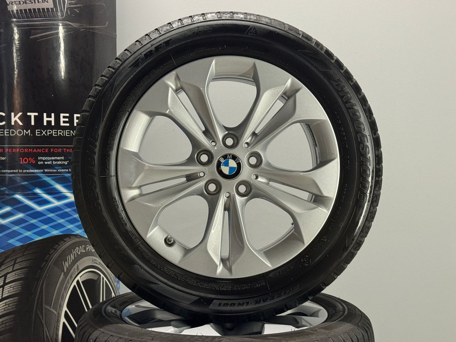 BMW X1 X2 17 Zoll Winterreifen Original Kompletträder 564 F48 F39