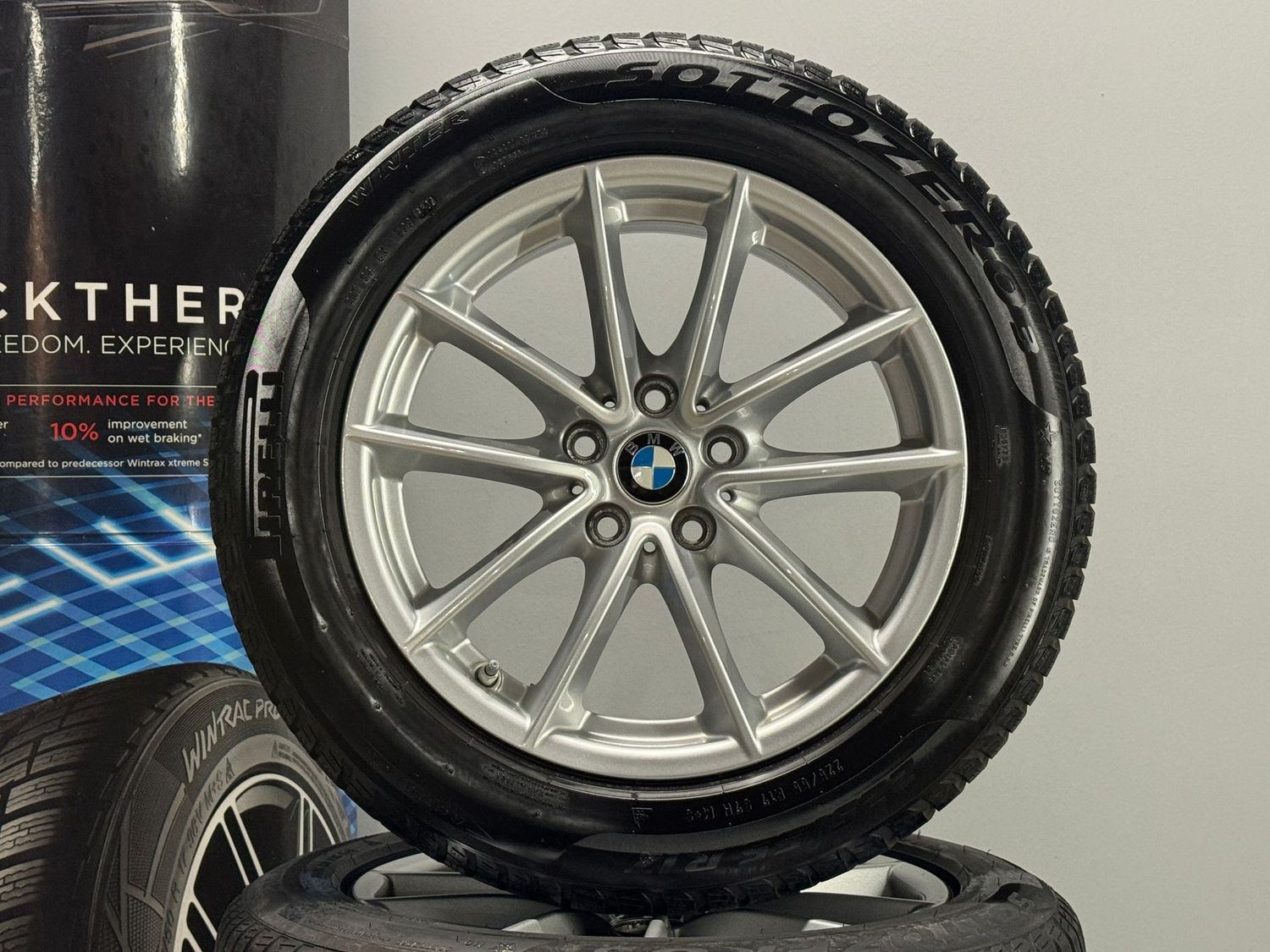 BMW 5er 17 Zoll Winterreifen Original Kompletträder 618 G30 G31