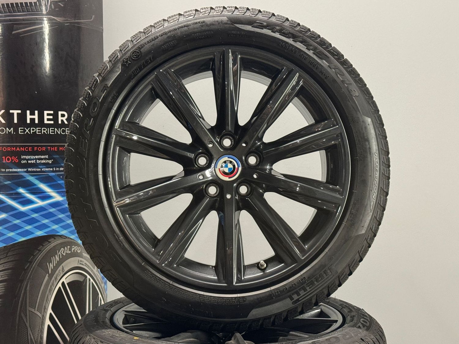 BMW 5er 18 Zoll Winterreifen Original Kompletträder 684 G30 G31