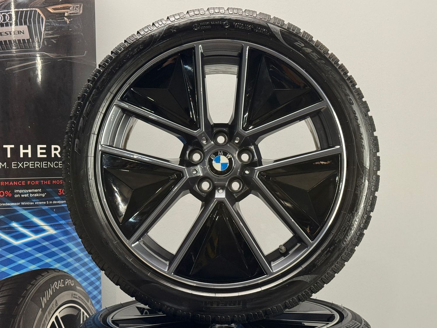 BMW 4er 19 Zoll Winterreifen Original Kompletträder 855 i4 G26 BMW 4er 19 Zoll Winterreifen Original Kompletträder 855 i4 G26