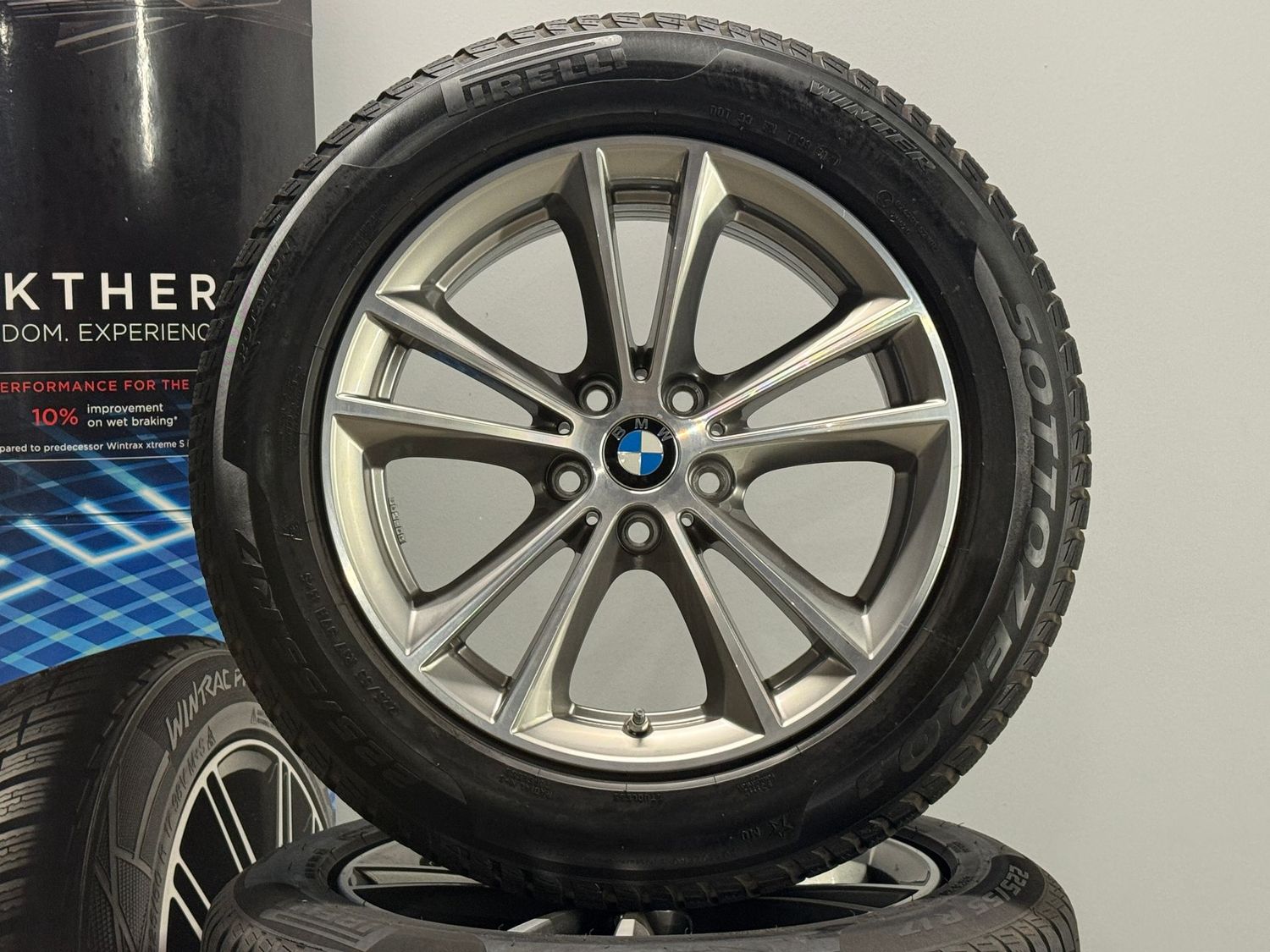 BMW 5er 17 Zoll Winterreifen Original Kompletträder 631 G30 G31 BMW 5er 17 Zoll Winterreifen Original Kompletträder 631 G30 G31