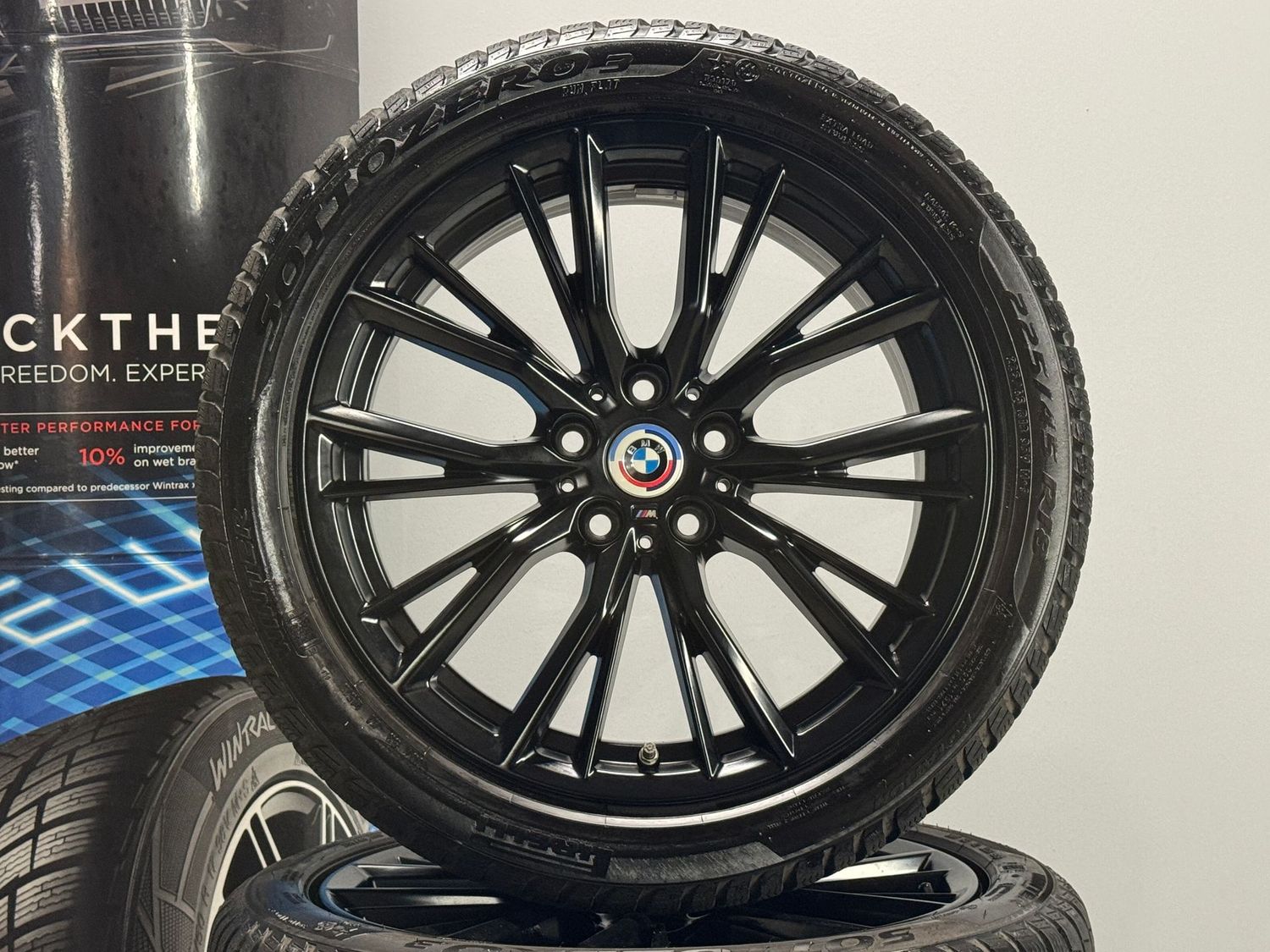 BMW 3er 18 Zoll Winterreifen Original Kompletträder M796 G20 G21 BMW 3er 18 Zoll Winterreifen Original Kompletträder M796 G20 G21