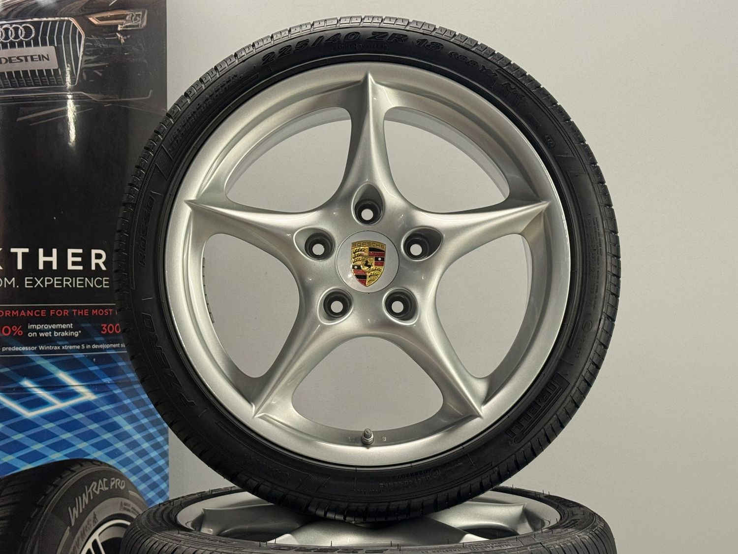 Porsche 996 18 Zoll Felgen Original Kompletträder NEUW.