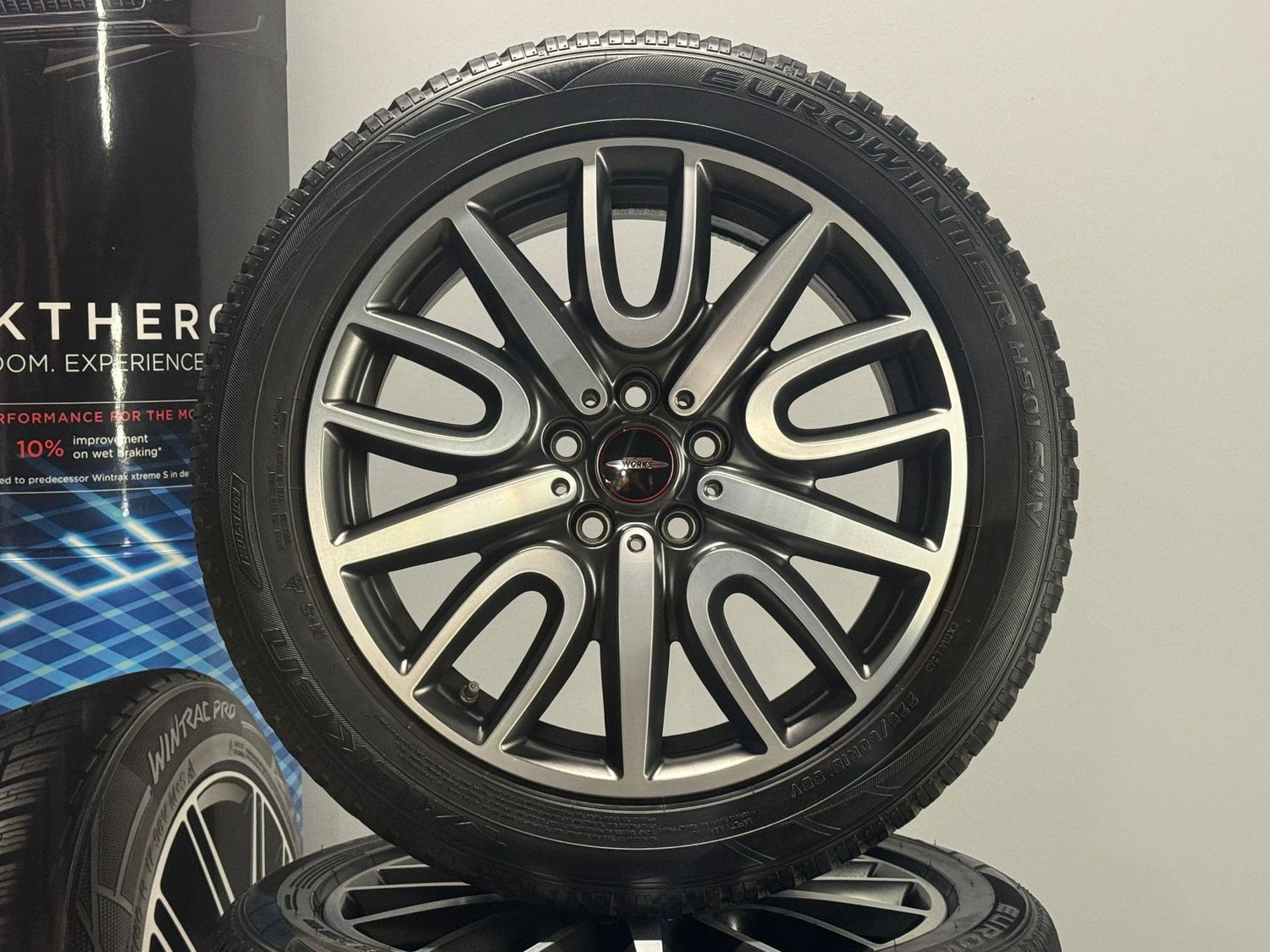 Mini Countyman 18 Zoll Winterreifen JCW Thrill Spoke 529 Original Kompletträder F60 Mini Countyman 18 Zoll Winterreifen JCW Thrill Spoke 529 Original Kompletträder F60