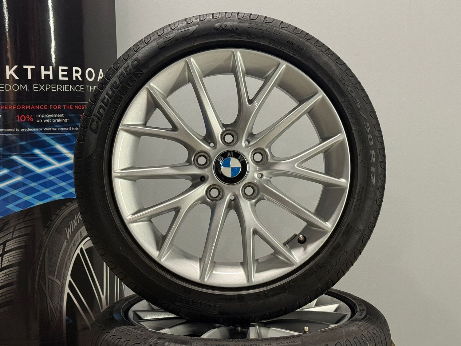 BMW 1er 17 Zoll Felgen Original Kompletträder 380 F20 F21