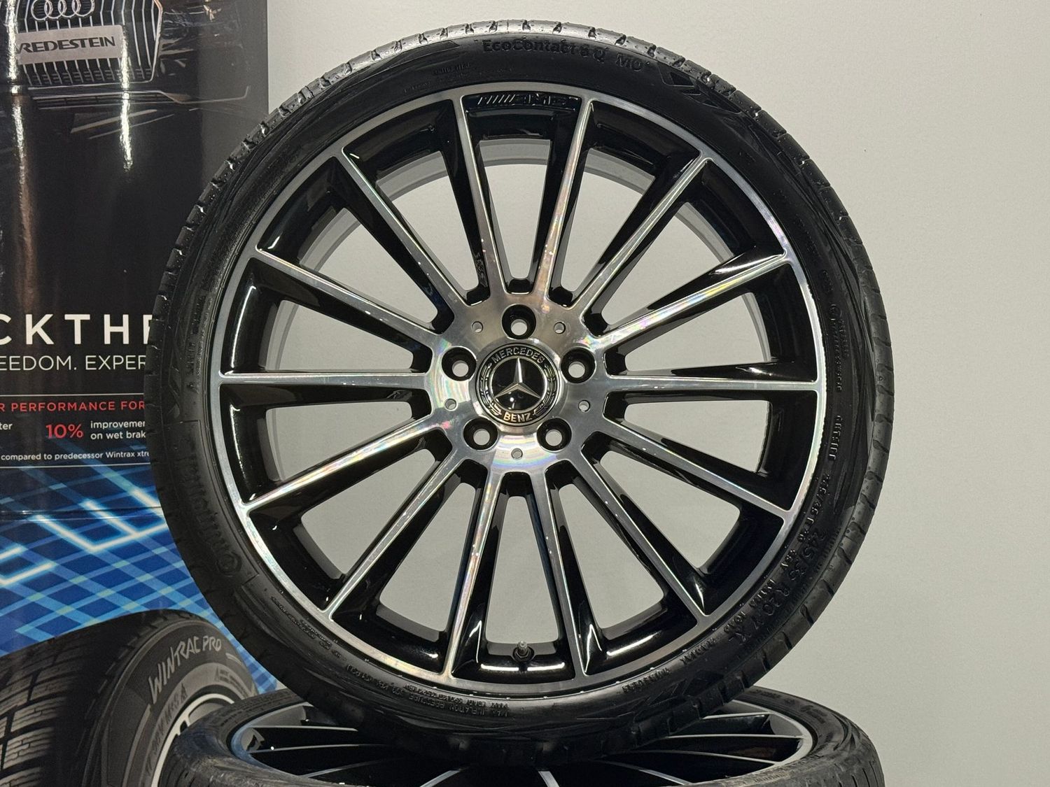 Mercedes E Klasse 20 Zoll AMG Felgen Original Kompletträder W213 S213 NEU Mercedes E Klasse 20 Zoll AMG Felgen Original Kompletträder W213 S213 NEU
