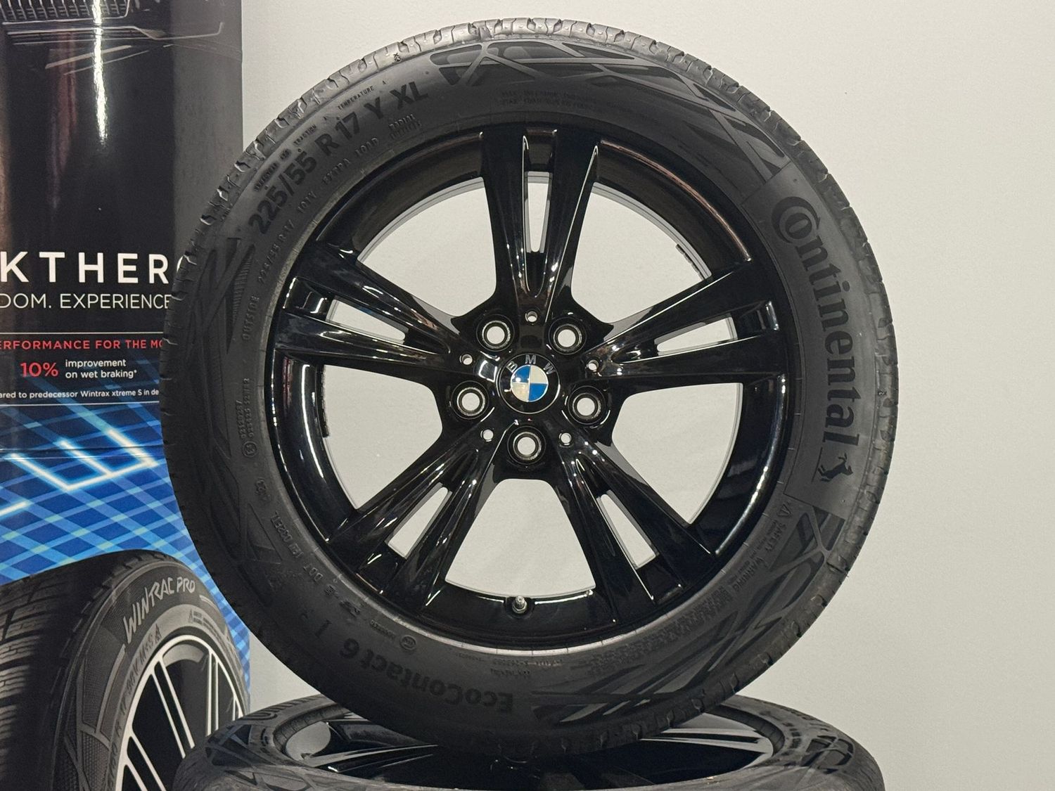 BMW X1 X2 17 Zoll Felgen Original Kompletträder 385 F39 F48 BMW X1 X2 17 Zoll Felgen Original Kompletträder 385 F39 F48