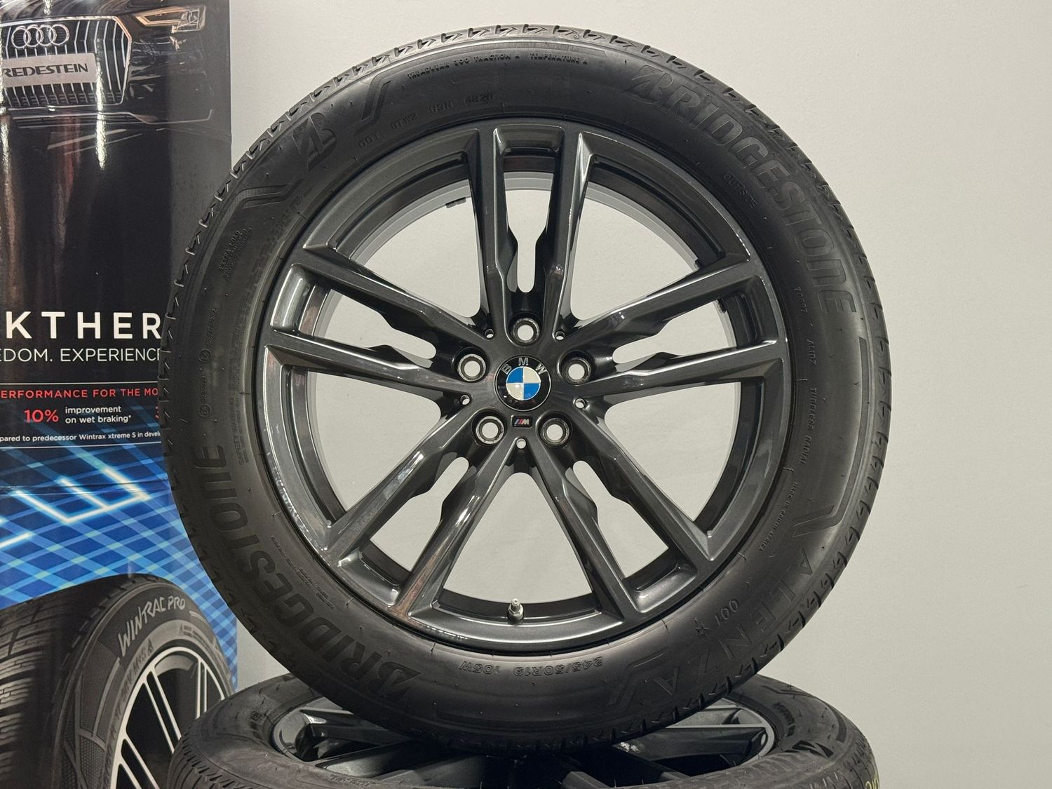 BMW X3 X4 19 Zoll Felgen Original Kompletträder M698 G01 G02 BMW X3 X4 19 Zoll Felgen Original Kompletträder M698 G01 G02
